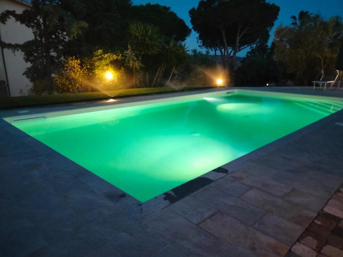 גרוסטו Agriturismo Il Cantiniere מראה חיצוני תמונה