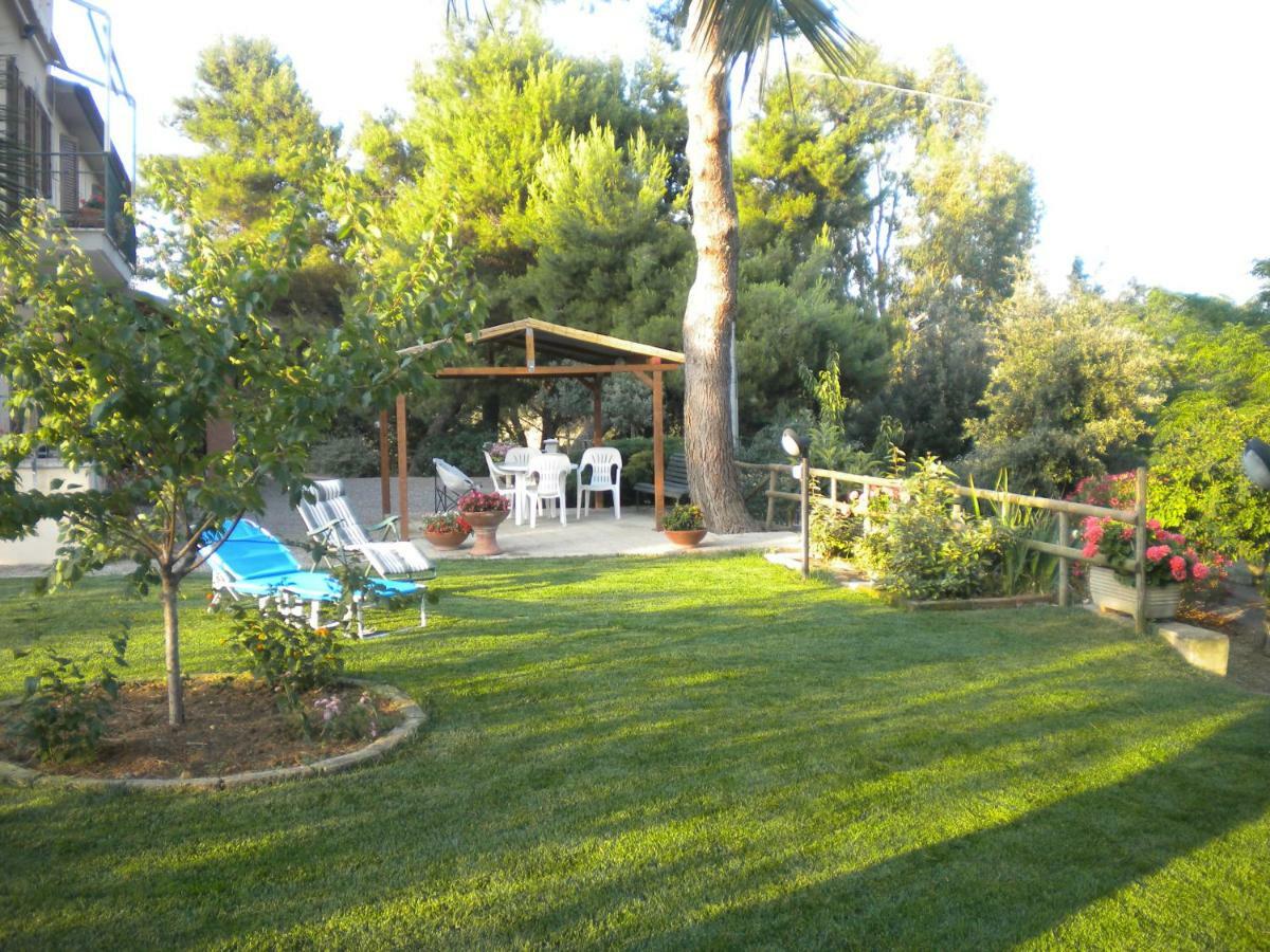 גרוסטו Agriturismo Il Cantiniere מראה חיצוני תמונה